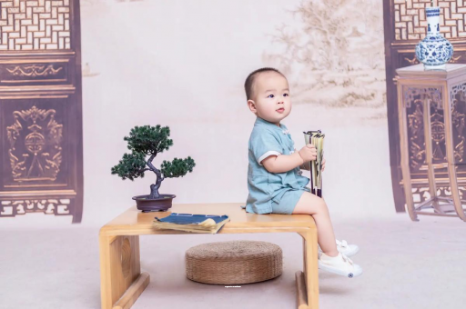 双峰宝宝多久认识妈妈